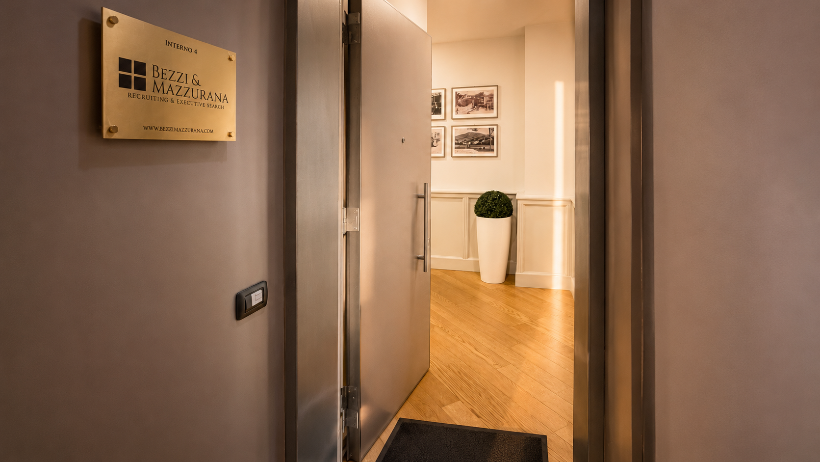 Ingresso degli uffici Bezzi & Mazzurana